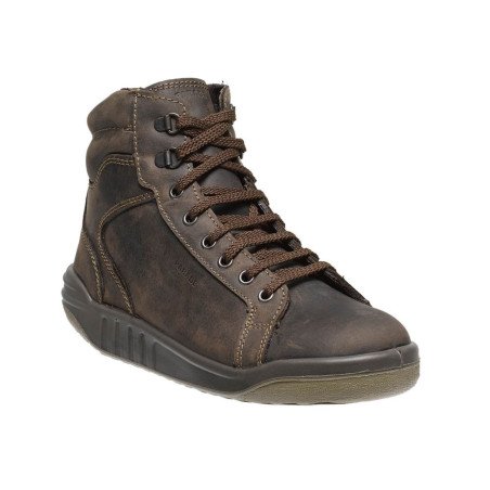 Chaussures de sécurité robustes en cuir, conçues pour allier style et protection au quotidien